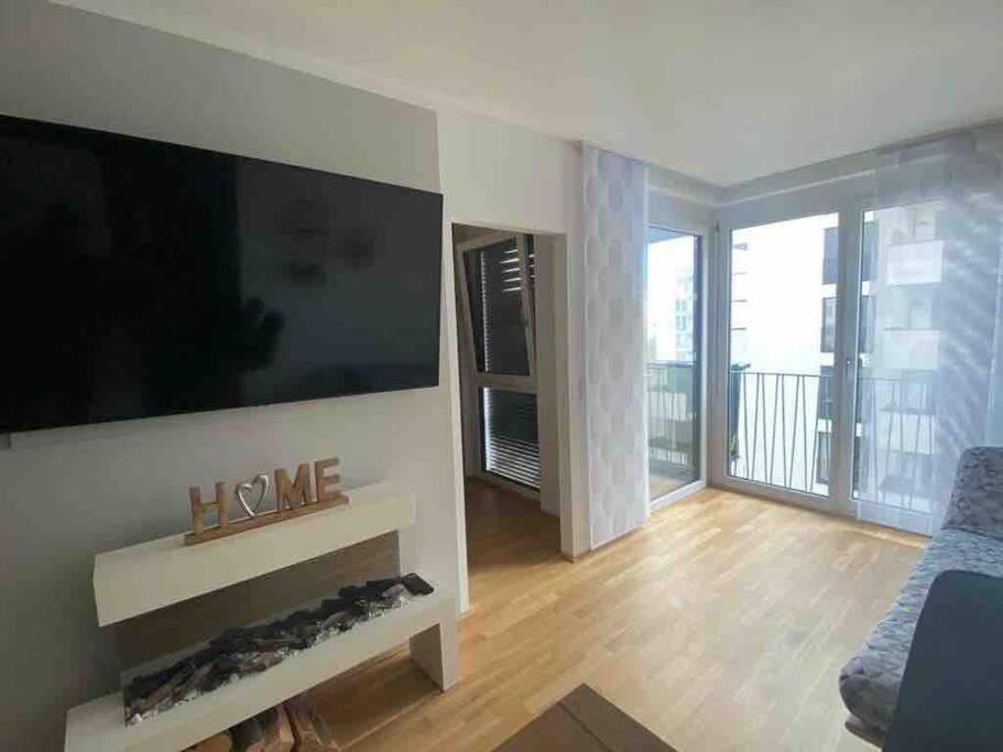 Moderne Wohnung In Der Toplage Inkl. Garage Wien Eksteriør billede