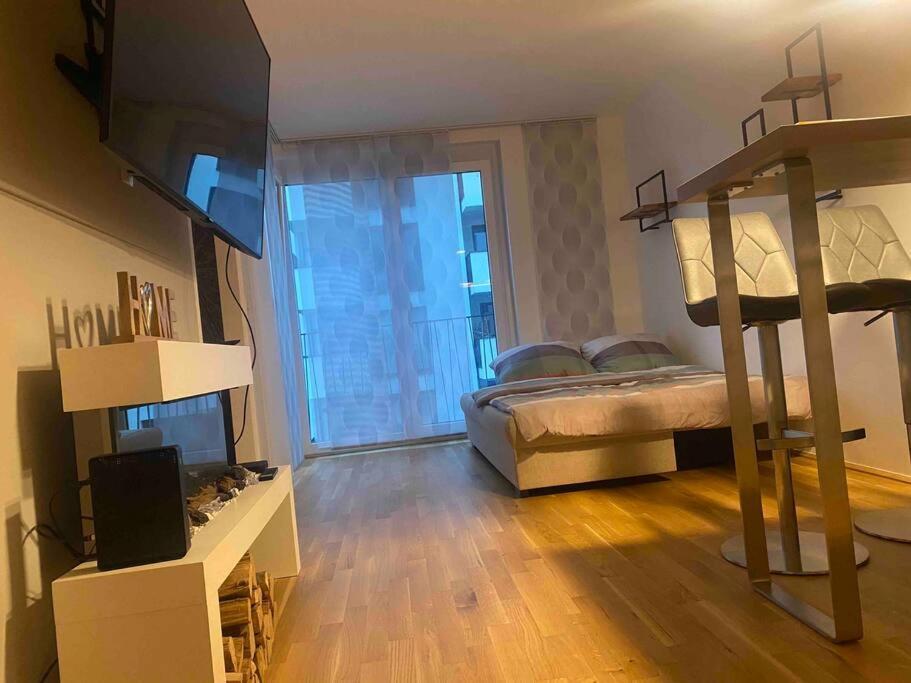 Moderne Wohnung In Der Toplage Inkl. Garage Wien Eksteriør billede
